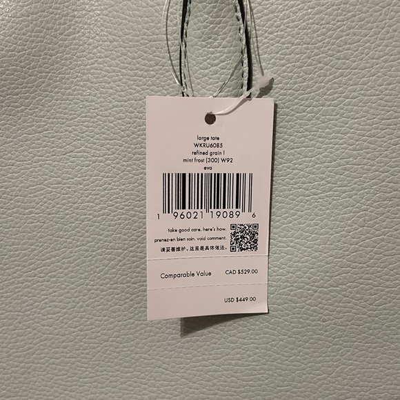 Kate Spade Large Tote $449 - Picture 4 of 8